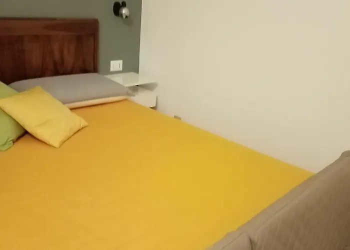 公寓 Residenza Casa Nel Verde 拉默齐亚泰尔默